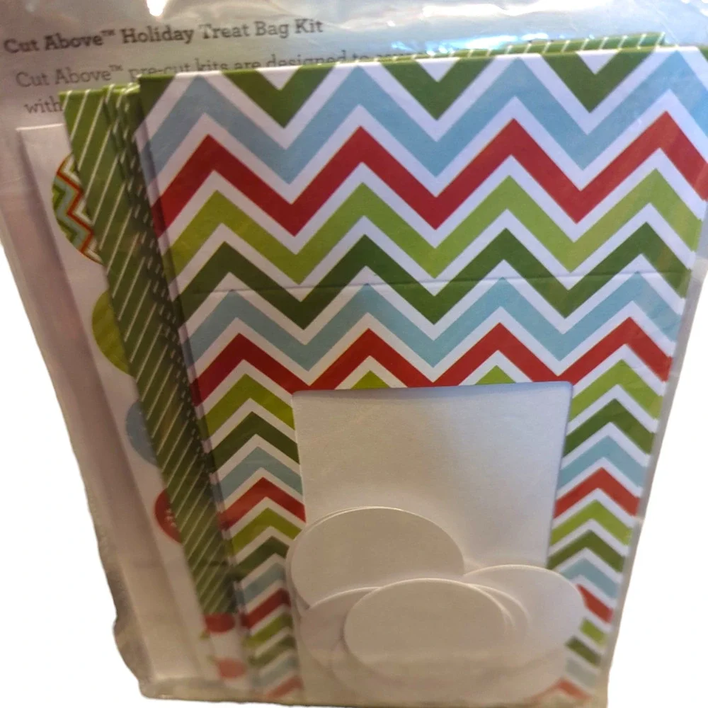 CLOSE TO MY HEART Holiday Treat Bags Cut Above Z2057 NEW DIY Party Favors Set 10